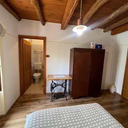 Poli Luce - Jurina 3*