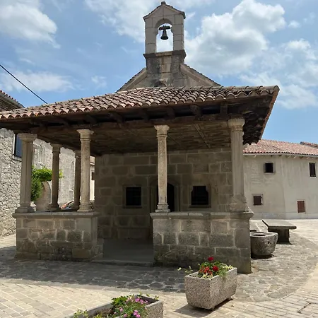 Gæstehus Poli Luce - Jurina 3*