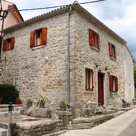 Poli Luce - Jurina 3*